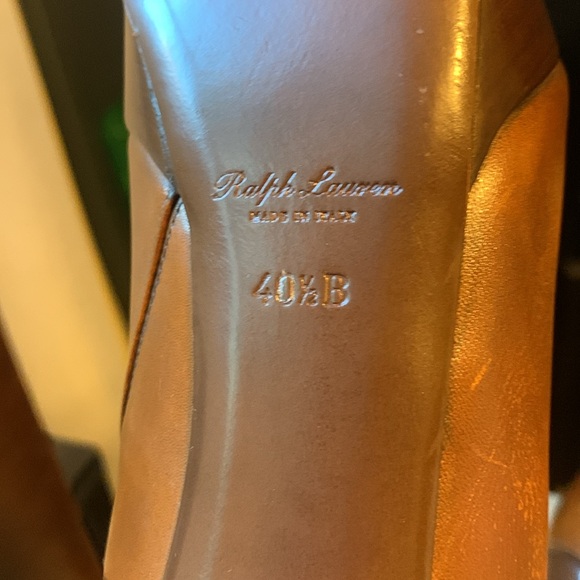 Ralph Lauren calfskin ankle booties - Picture 4 of 4